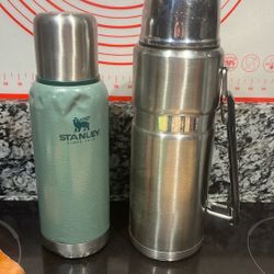 2 Vacuum Insulated Coffee Containers