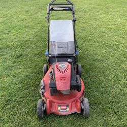 TORO SELF PROPELLED LAWNMOWER 