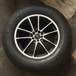 1 Michelin tire 245 65 17 245/65/r17 tire WITH rim  5 x 114.3 lug pattern 