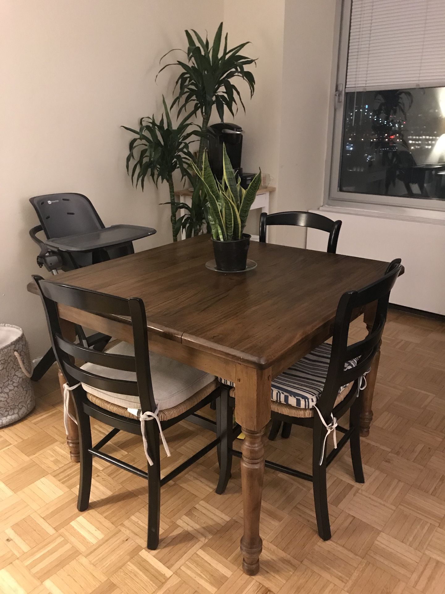 Stephens Dining Table- Pottery Barn