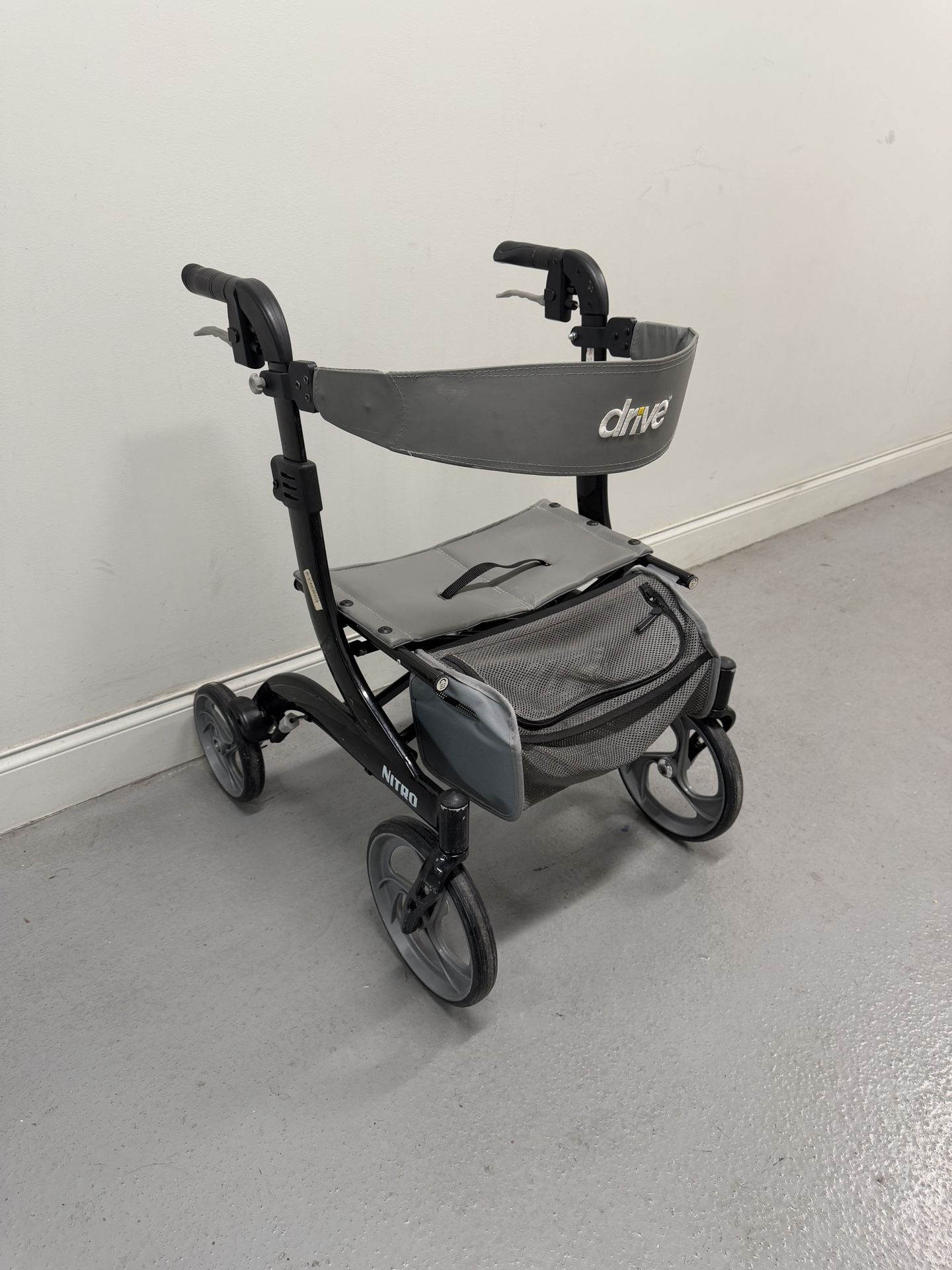 Drive Nitro Rollator