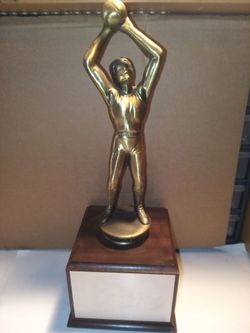 19" Vintage Bronze Basketball Trophy with Walnut Wooden Base
