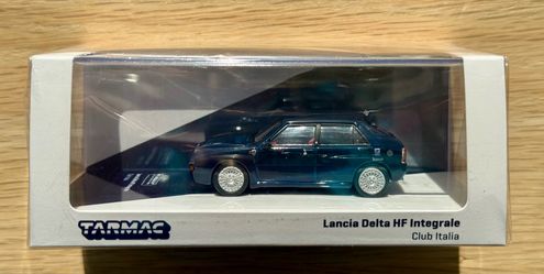 Tarmac Works Lancia Delta HF Integrale Club Italia 1:64 Diecast Car