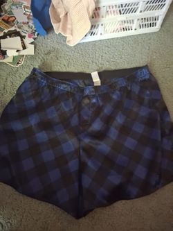 Set of 2 pr of sz sm sleep shorts