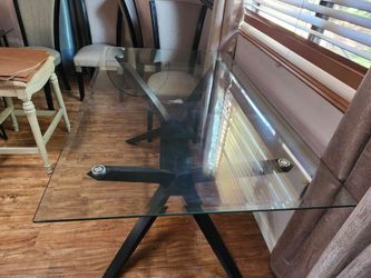 Dining room table