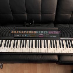 Casio CTK-520L Key Lighting System Keyboard Synthesizer