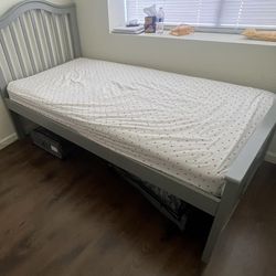 Twin bed frame (Without Mattress)