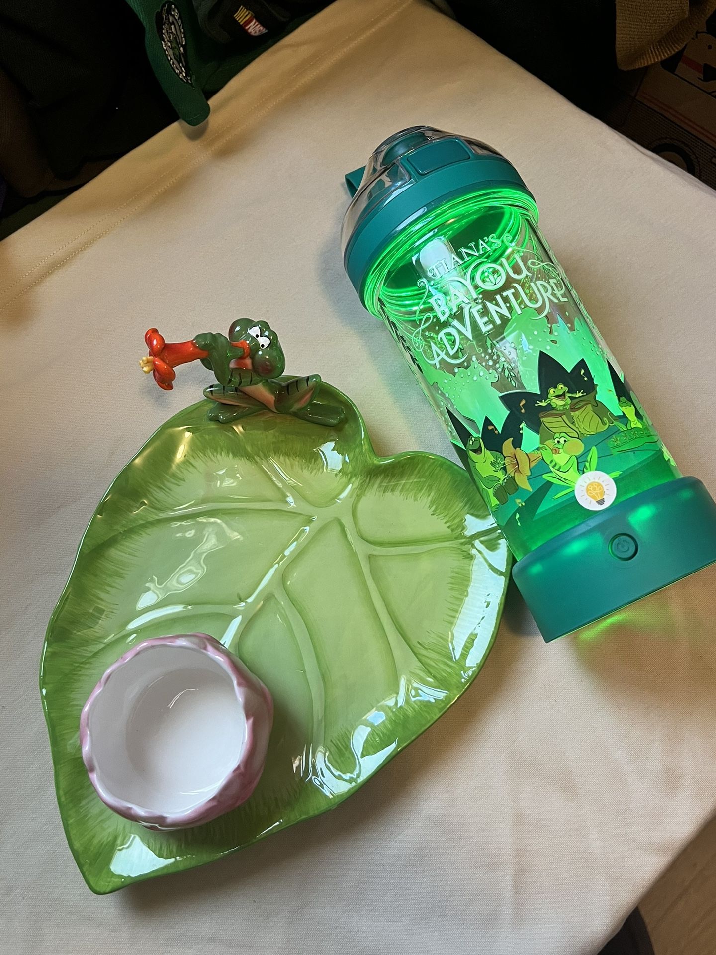 Disney princess frog Prince tianas Bayou Plate/bottle