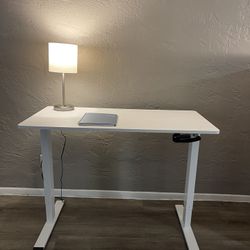 THRESHOLD ADJUSTABLE TABLE $120 OBO *** BRAND NEW, Delivery Available 
