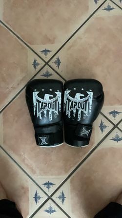 Y2K Tapout Gloves