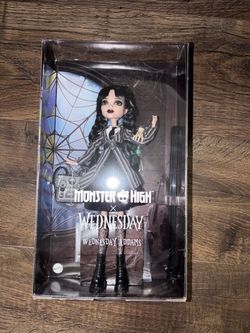 Addams family, Wednesday monster high doll
