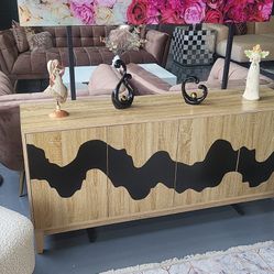 BUFFET OR TV STAND LIGHT BROWN 63X16X30