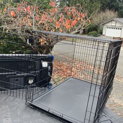 XXL Large Dog Kennel Crate Collapsible Like New 48”L by 30”W by 32” H
