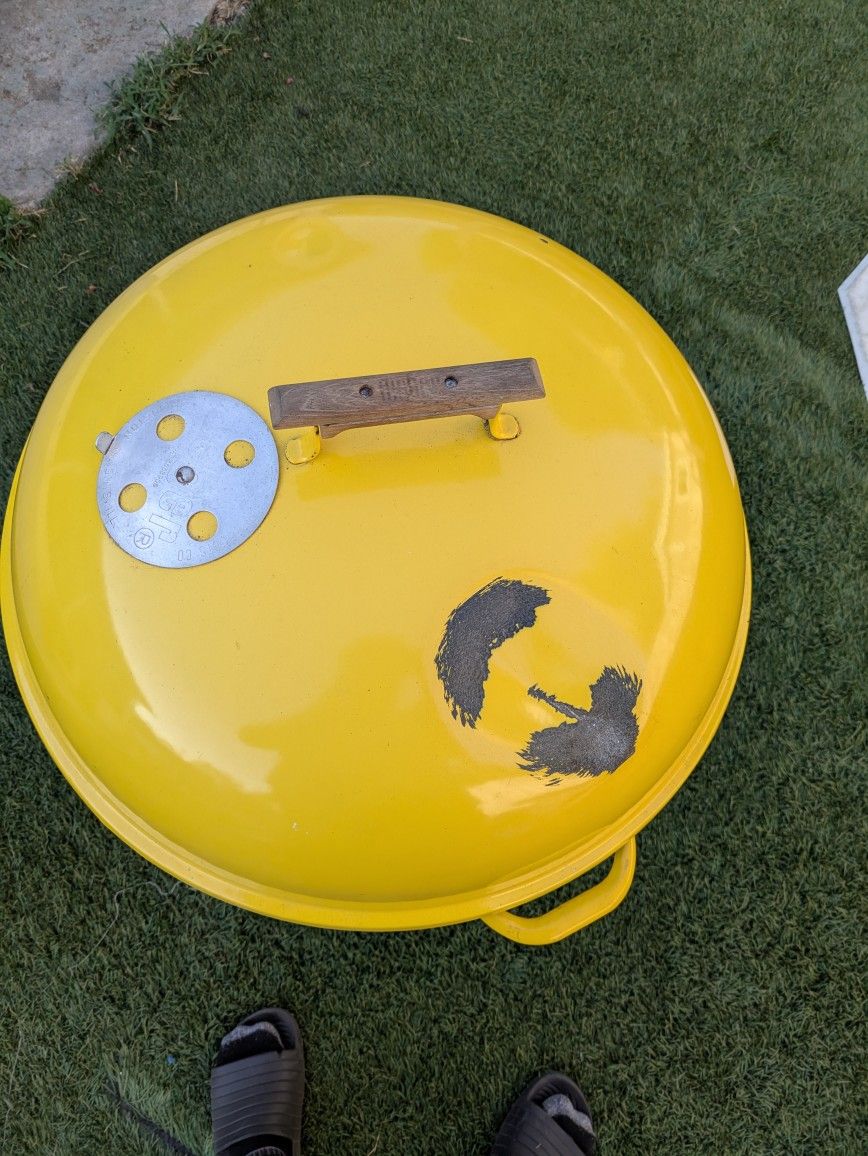Yellow Weber kettle 1970's