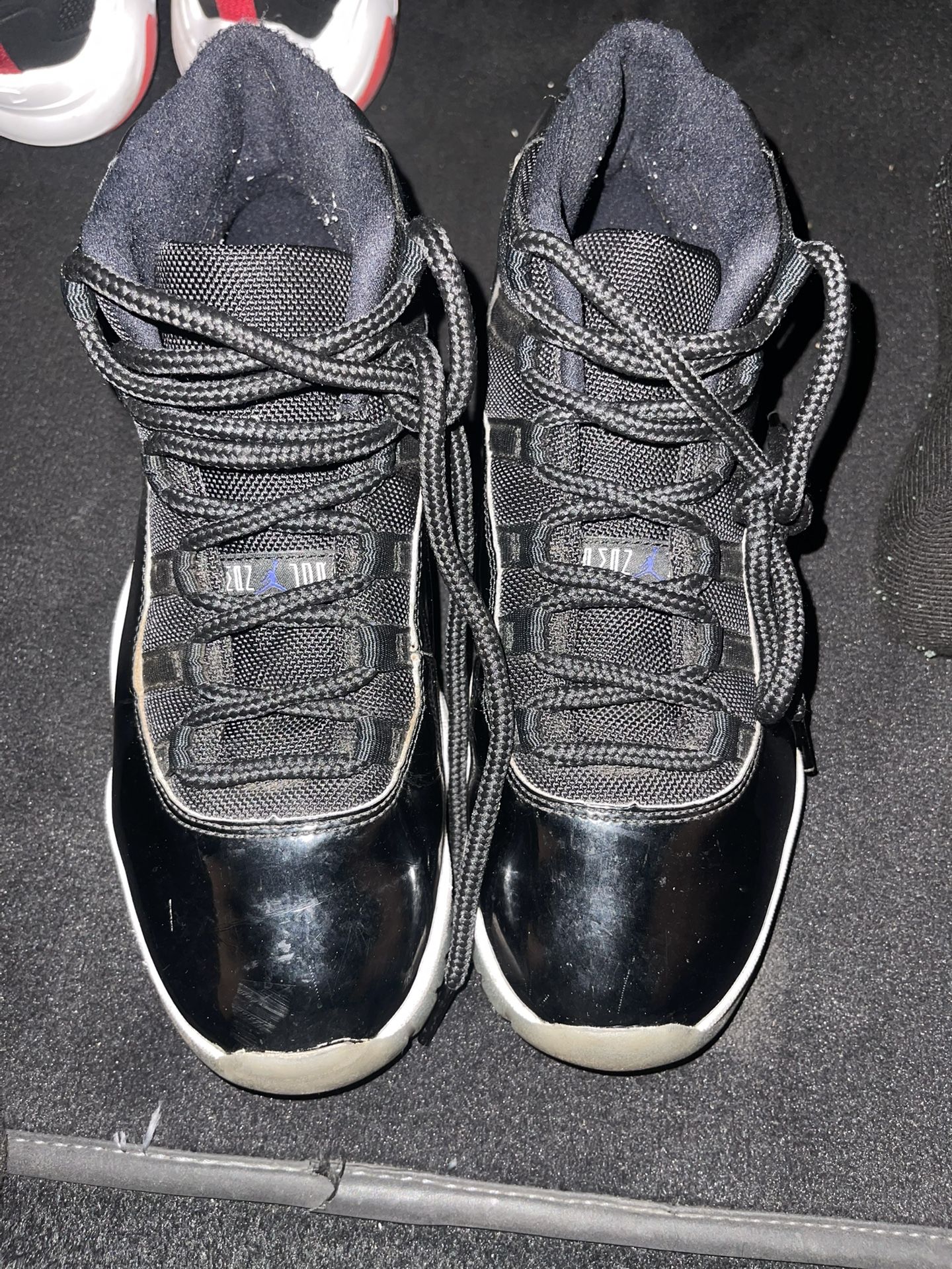Air Jordan 11 Size 7.5