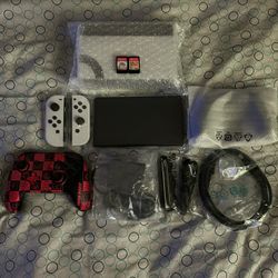 Nintendo Switch OLED Holiday Bundle
