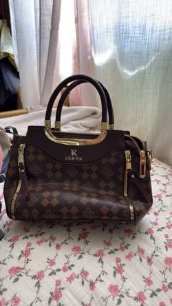 Hand bag, HAS TO GO!!! Like new