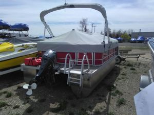 New And Used Pontoon Boats For Sale In Lansing Mi Offerup