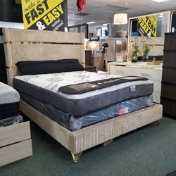 4pc Queen Bedroom Set 