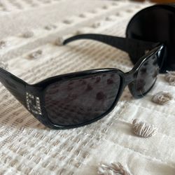 Black Fendi Sunglasses 