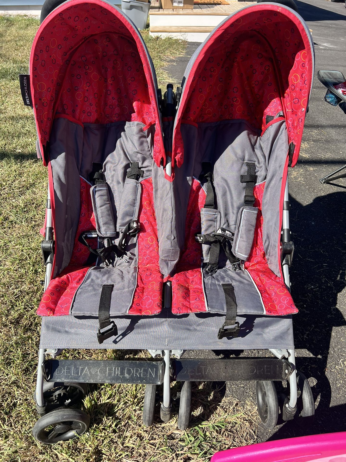 Delta Children Double Umbrella Stroller – Great Condition