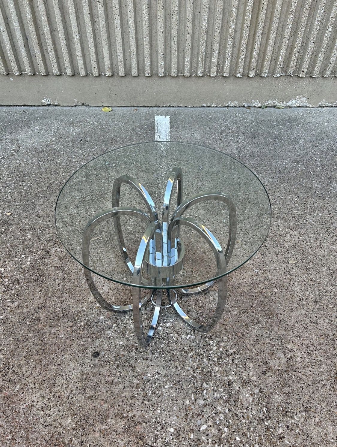 1970’s Mid-Century Chrome Ring Side Table in the Manner of Milo Baughman