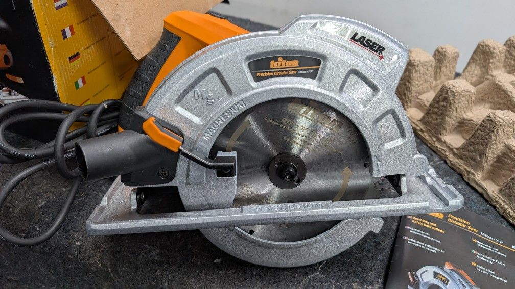 Triton 7 1/4", 2 1/2HP Circular Saw. Brand New