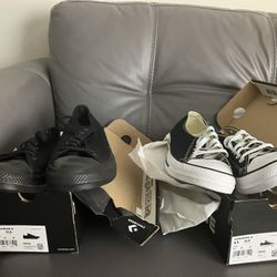 Converse Low Top Men’s 9.5 Sneakers brand New