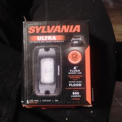 Sylvania 4-in flush mount LED