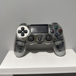 PS4 controller 