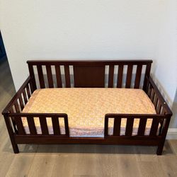 Toddler Bed + Mattress