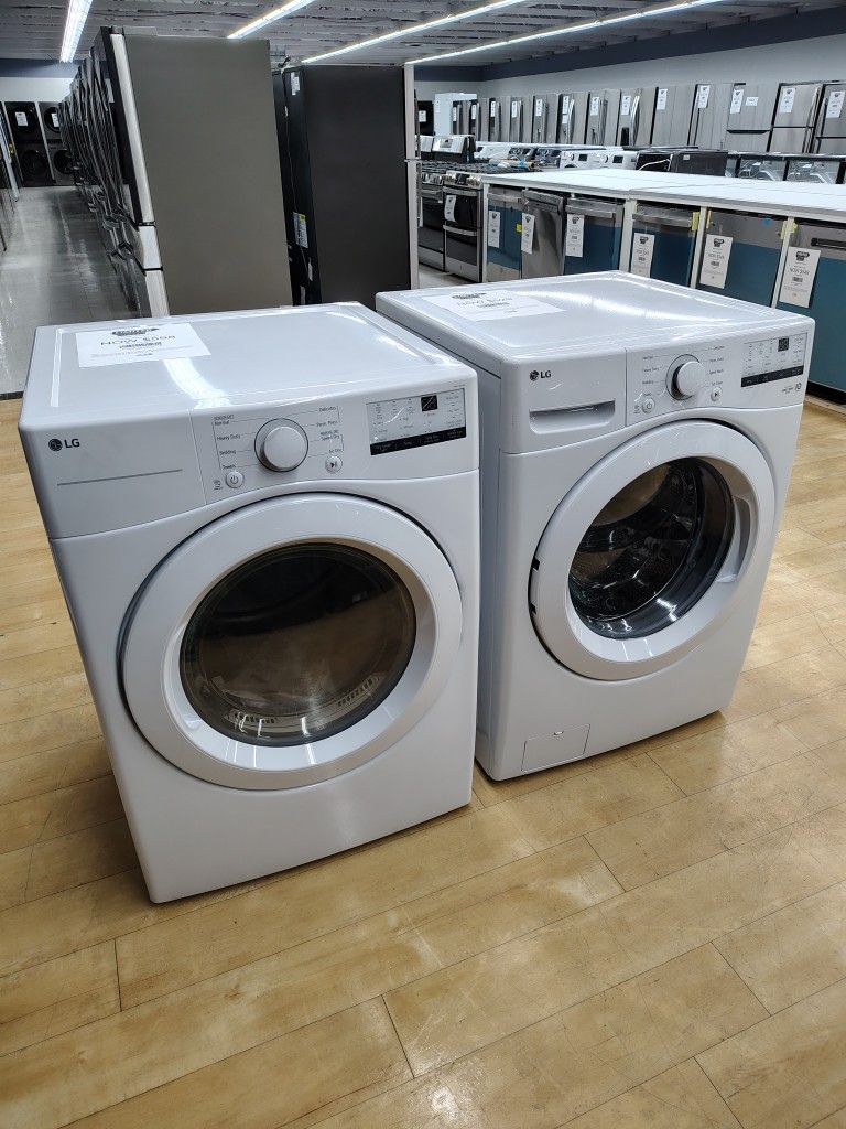 LG 4.5 Cu Ft Washer & 7.4 Cu Ft Gas Dryer