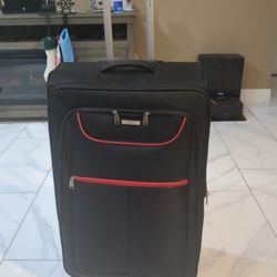 Bricks And Riley SPX Suitcase Black With Red Accents