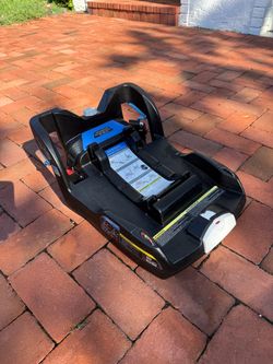 Doona Car Seat Base