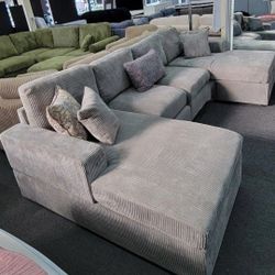 Sectional Sofa 