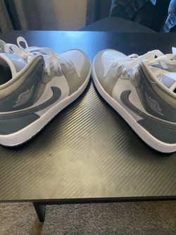 Nike jordans size 6youth