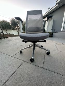 Steelcase Series 1 Ergonomic Office Chair