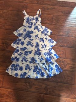Girl dress size 8