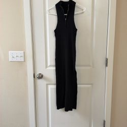 Sleeveless Dress 