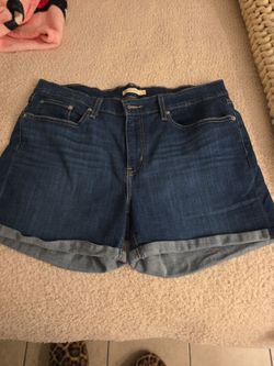 Levis