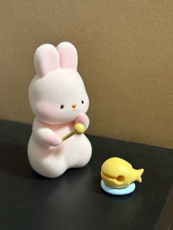 MOMO Bunny Blind Box Figure