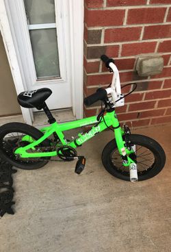 Kid size 14 need tires air