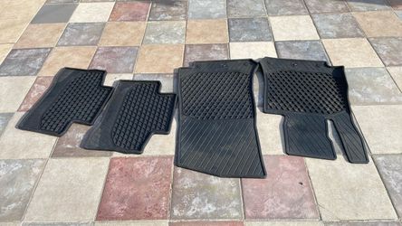 Original mercedez Benz mats