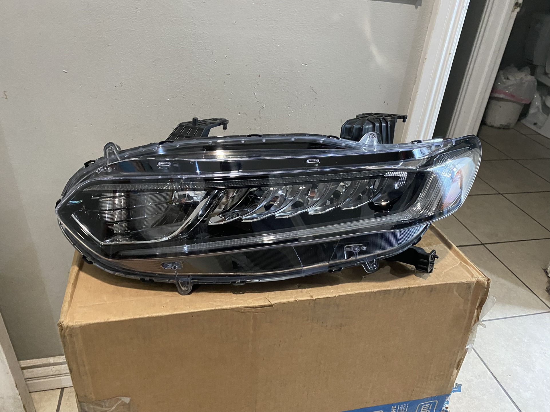 2018-2022 Honda Accord Left Headlight