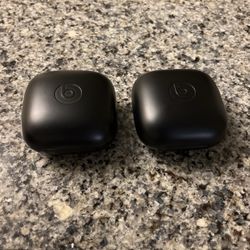 Two Powerbeats Pro #3