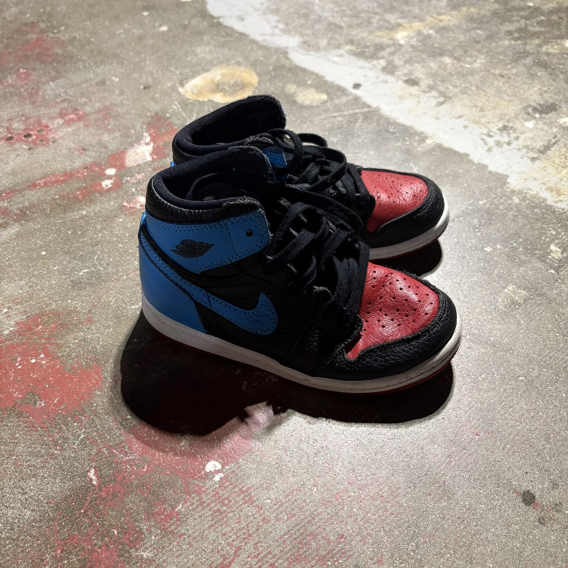 Nike Air Jordan Retro High OG 'UNC to Chicago' Size 10c