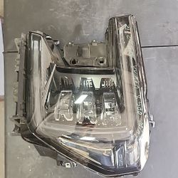 GMC Yukon Headlight Driver Side 2021 2022 2023 2024 Part $500