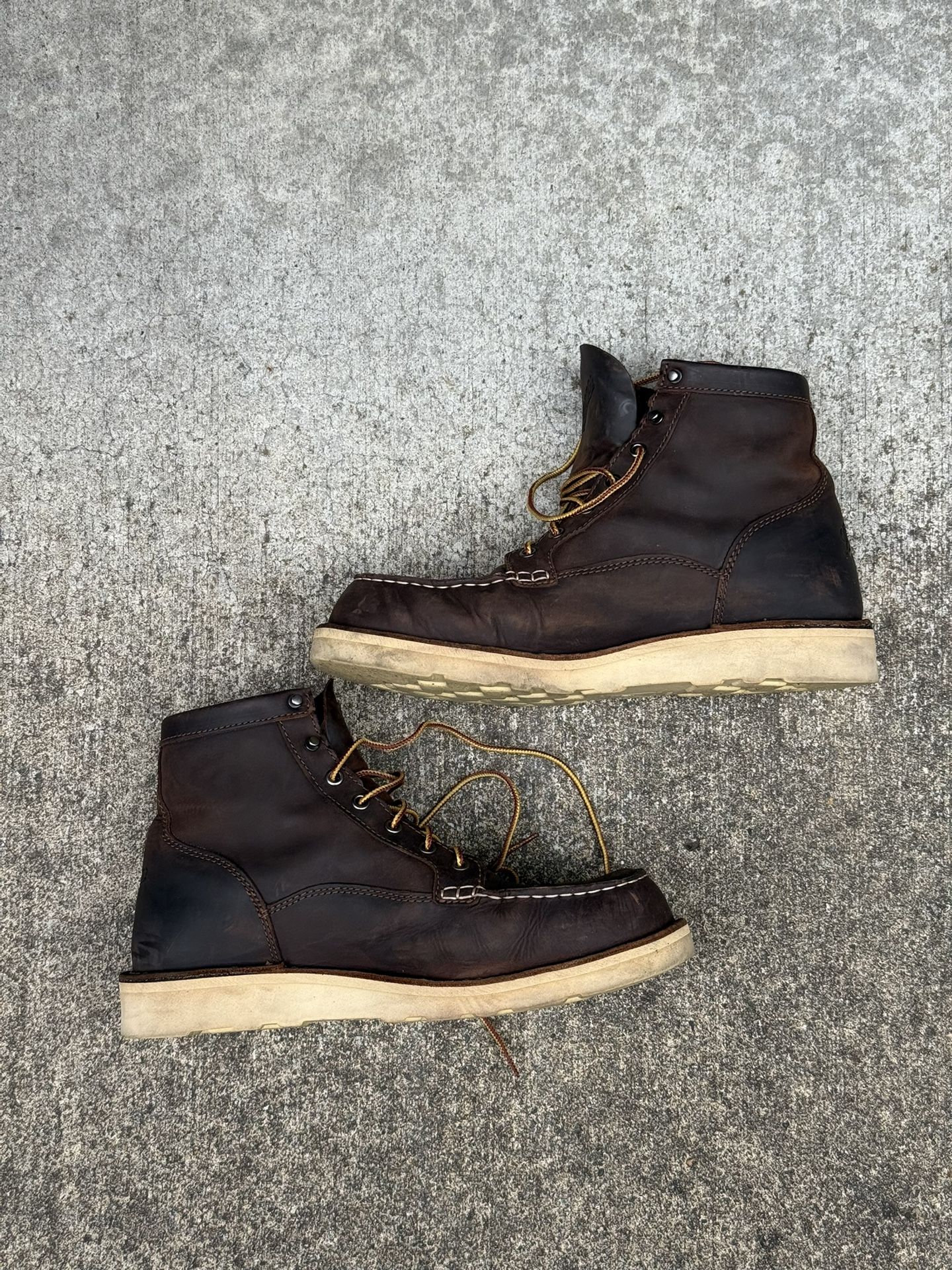 Danner Bull Run Moc Toe Brown Boots Men’s Size 11 EE, Soft Toe Full Leather Resoleable