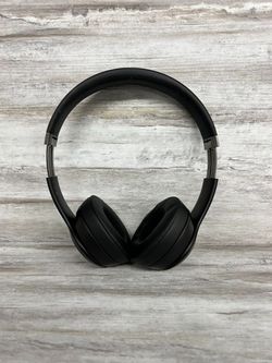 Beats Solo 4 On-Ear Wireless Headphones (PO1018666)