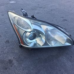 Lexus RX350 Headlight 